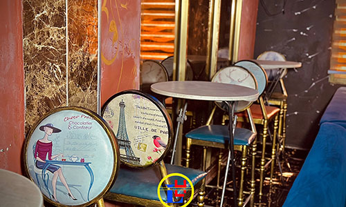 Lounge-Bar